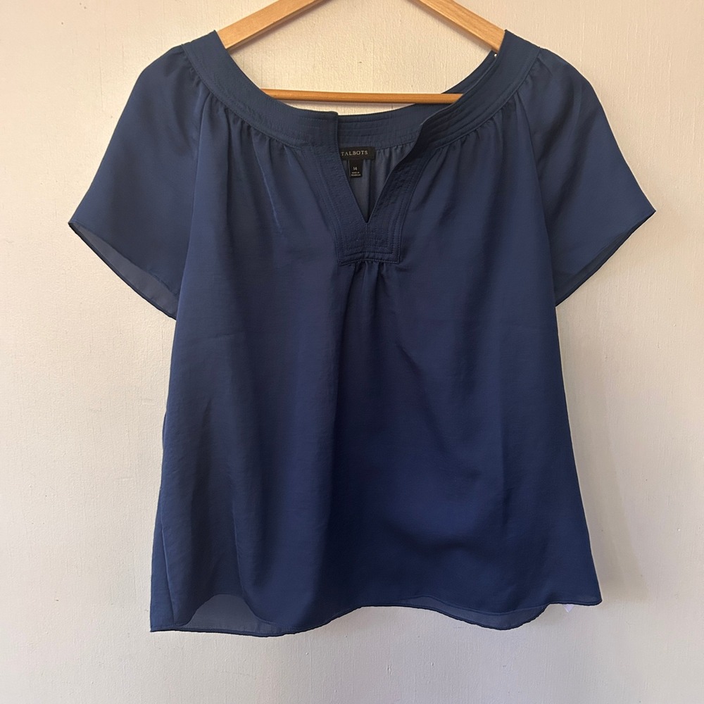 Talbots Blouse Women 14 Blue Short Sleeve Split Neck Pleated Coastal Classic